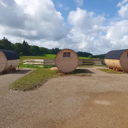 Clamping Schlaffaesser Im Ferienpark Wolfsschlucht Pruem Eifel Exterior foto